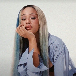 Telegram profile photo for manon ‘s vogue