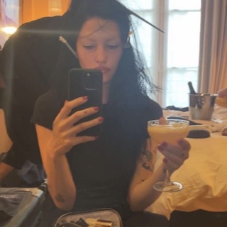 Telegram profile photo for journal de nina