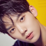 Telegram profile photo for Yujin