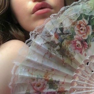 Telegram profile photo for ꫂ᭪݁ 𝑅𝑜𝑠𝑒𝑏𝑒𝑟𝑟𝑦𝐺𝑖𝑟𝑙 مجـله
