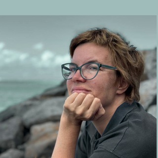 Telegram profile photo for человек (не) остров