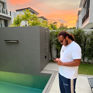 Telegram profile photo for The Krypto King | Alpha Group