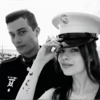 Telegram profile photo for حـب و قصّيـد ☤.