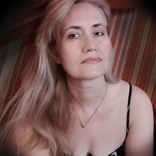 Telegram profile photo for 🌿 Анна Константинова 🌿 писатель 🌿 книги фэнтези