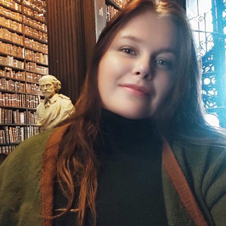 Telegram profile photo for Автор Виктория Дениз 📚Books and art