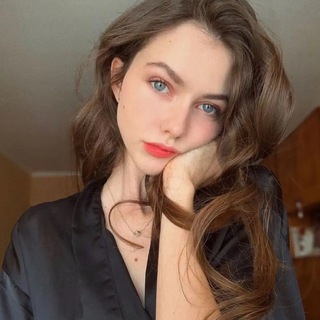 Telegram profile photo for 人设套图【欧美女】