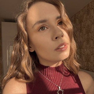 Telegram profile photo for Vivien Moonvilova🪐