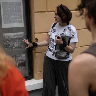 Telegram group profile photo for Москва глазами КНИГИни Елены Chat