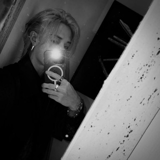 Telegram profile photo for 𝐼𝑛 𝑠𝑒𝑎𝑟𝑐ℎ 𝑜𝑓 𝑎 𝑑𝑎𝑤𝑛🌑