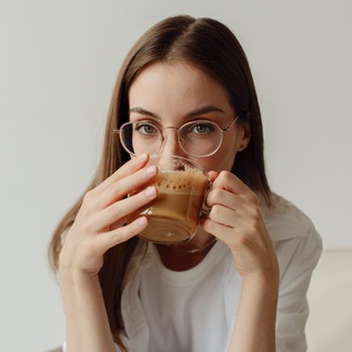 Telegram profile photo for Выходи из комнаты: психология, искусство, встречи
