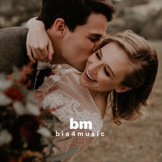 Telegram profile photo for بیافورموزیک | کلیپعاشقانه