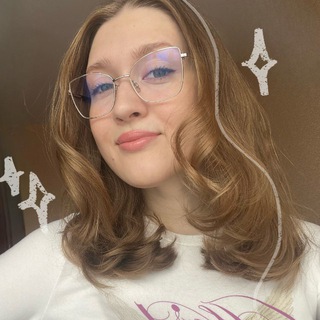 Telegram profile photo for Уля 🦋 английский и миро
