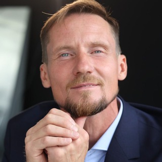 Telegram profile photo for Антон Певцов остеопрактика, йога, творчество ✨