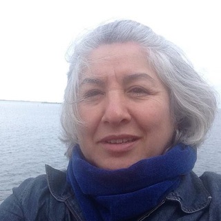 Telegram profile photo for زندگی نامه و کلیپ های زيبا ناوک