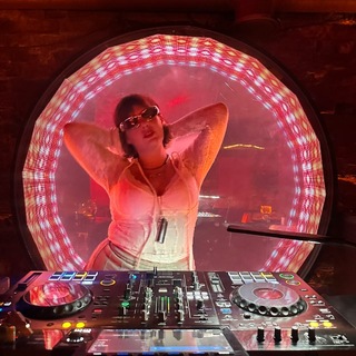 Telegram profile photo for Nastya DaNetSky 🪭‼️🤡