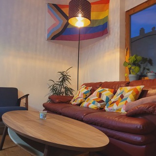 Telegram profile photo for Queeres Zentrum Marburg