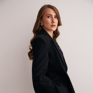 Telegram profile photo for PRO.ТРАНСФОРМАЦИИ 🧠 | Алина Леликова