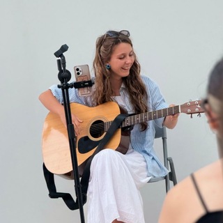 Telegram profile photo for Белка с гитарой 🐿🎸🎼