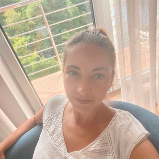 Telegram profile photo for Таропсихология с Лизой Лившиц