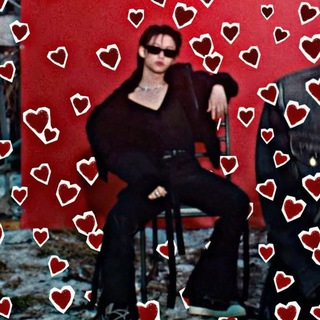Telegram profile photo for mickey's h(m)ouse.