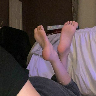 Telegram profile photo for FeetTok🦶👀
