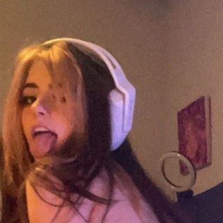 Telegram profile photo for Hannah gif
