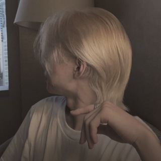 Telegram profile photo for 𝘶𝘯 𝘢𝘳𝘵𝘪𝘴𝘵𝘦 𝘢𝘮𝘰𝘶𝘳𝘦𝘶𝘹.