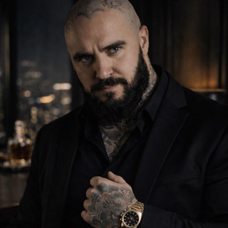 Telegram profile photo for Виктор Галушин: бизнес, ИИ, лайфстайл🎩