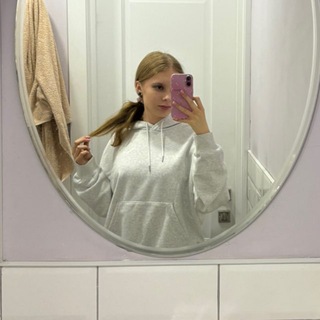Telegram profile photo for Liza Kins