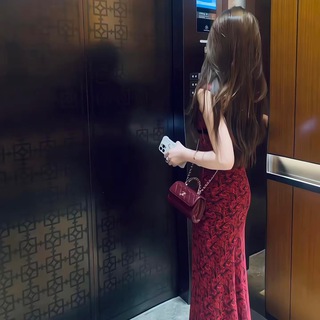 Telegram profile photo for 赵老师的秘密花园🌹🌹🌹