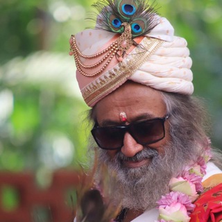Telegram profile photo for Gurudev Sri Sri Quotes & QnA