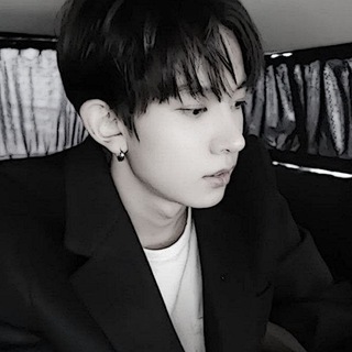 Telegram profile photo for 💟. Heeseung