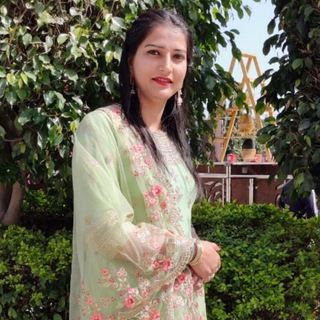 Telegram profile photo for English with Roop