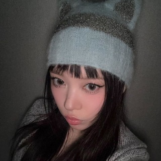 Telegram profile photo for 04 ‘s aesthetic