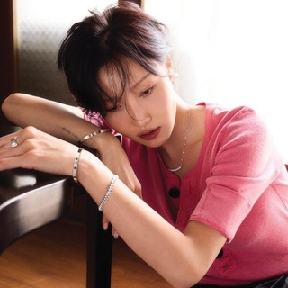 Telegram profile photo for hwasa twits