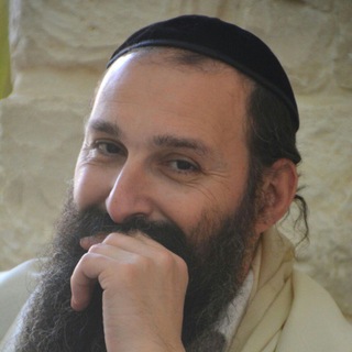Telegram profile photo for Daily Zohar (channel) with Rabbi Anava