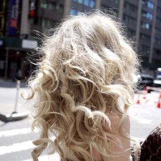 Telegram profile photo for Dove Cameron 🔒
