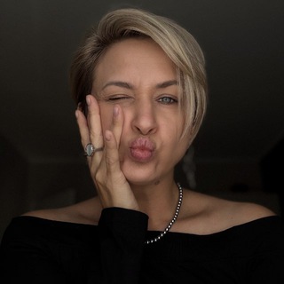 Telegram profile photo for elena_palaz – про блог и визуал