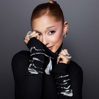 Telegram profile photo for “miss grande” | آریانا گرانده