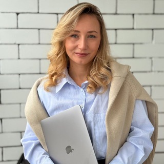 Telegram profile photo for What about English? | Английский язык для начального и среднего уровней