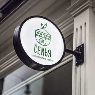 Telegram profile photo for Улиточная ферма "Семья Кузьминых"