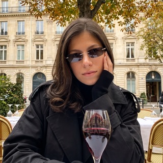 Telegram profile photo for Валерия | Дизайнер | AI-креатор