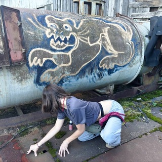 Telegram profile photo for любовь это сотрясение мозга