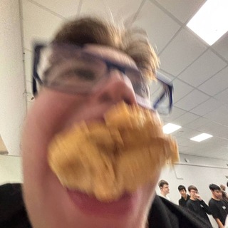 Telegram profile photo for Oreshek