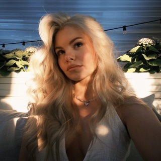 Telegram profile photo for Даша (she.loves)