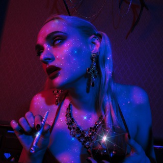 Telegram profile photo for Странная девица