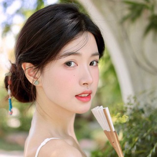 Telegram profile photo for 宝藏女孩 ‖ 手机壁纸 ‖ 高清头像
