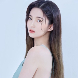 Telegram group profile photo for 로사 혼잣말 구경 그룹챗