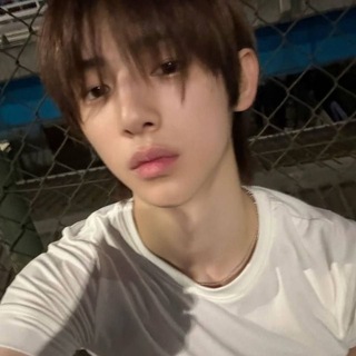 Telegram profile photo for реест - weak & 하얀색