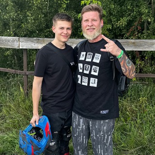 Telegram profile photo for Шпынь и Точка 🇩🇪